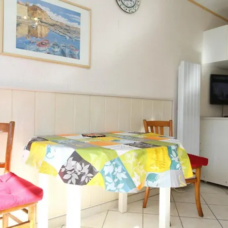 T1 Avec Cuisine Equipee Et Parking, Proche Thermes Et Commerces A - Fr-1-553-129 * Balaruc-les-Bains
