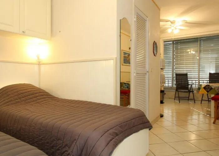 Apartamento T1 Avec Cuisine Equipee Et Parking, Proche Thermes Et Commerces A - Fr-1-553-129 *