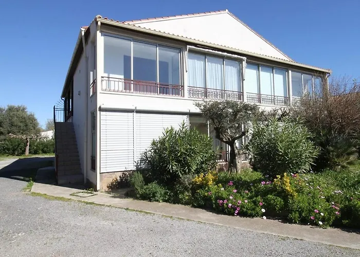 T1 Avec Cuisine Equipee Et Parking, Proche Thermes Et Commerces A - Fr-1-553-129 * Balaruc-les-Bains